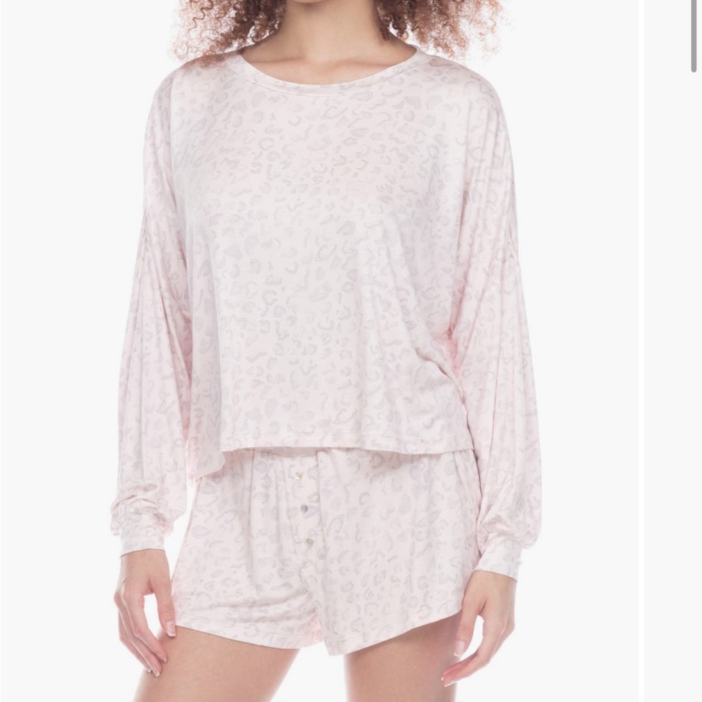 Honeydew Pink Leopard Print Pajama / Lounge Set (Retail $48 at Nordstrom)